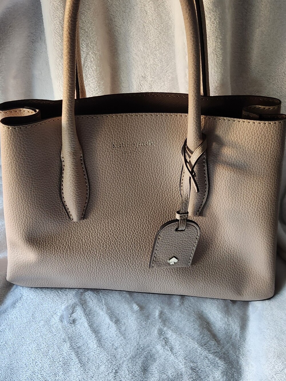 Kate Spade Structured Pebbled Tote Bag in Taupe